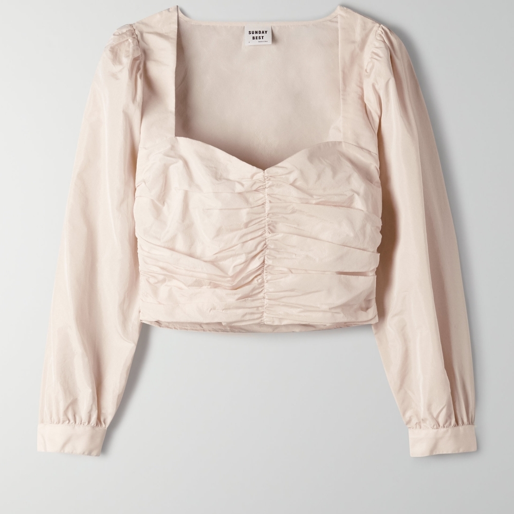 NWOT Aritzia Petal Blouse in Giselle